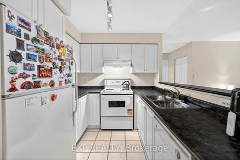 Photo 19 at 517 - 23 Lorraine Drive, Willowdale West, Toronto