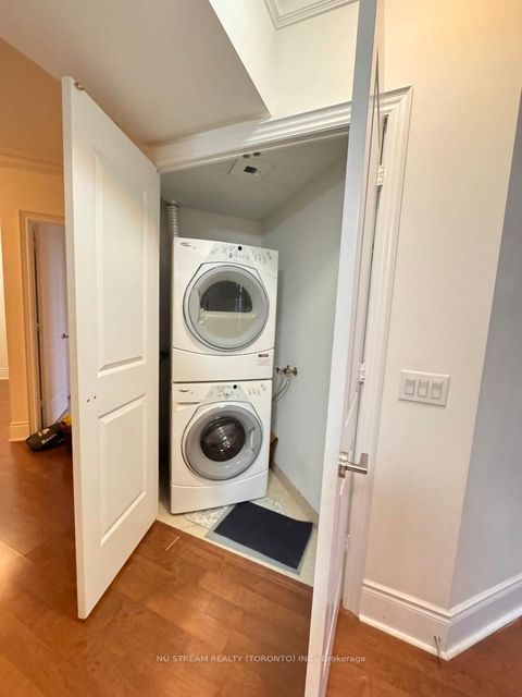 Photo 8 at 1519 - 500 Doris Avenue, Willowdale East, Toronto