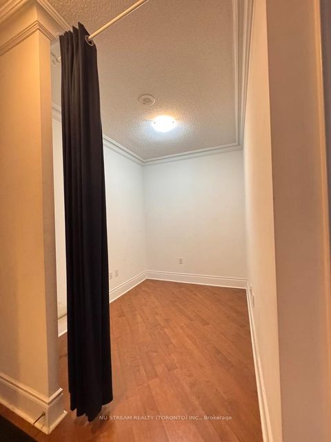 Photo 9 at 1519 - 500 Doris Avenue, Willowdale East, Toronto