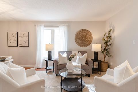 Photo 3 at 51 Hutton Place, Bowmanville, Clarington