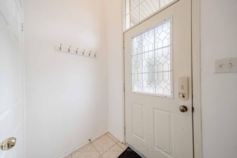 Photo 2 at 19 Kidd Terrace, York University Heights, Toronto