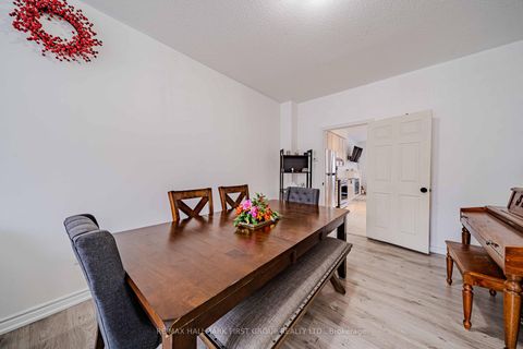 Photo 5 at 19 Kidd Terrace, York University Heights, Toronto