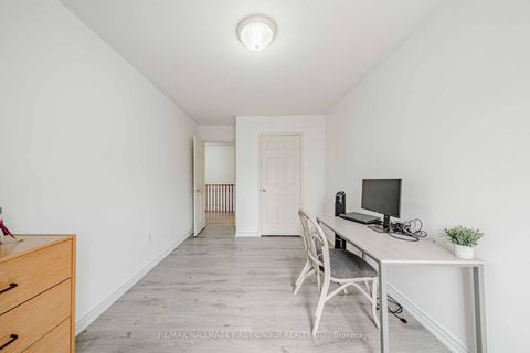 Photo 34 at 19 Kidd Terrace, York University Heights, Toronto