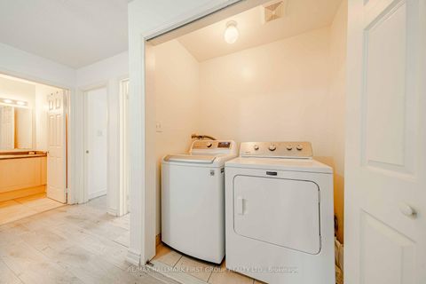 Photo 36 at 19 Kidd Terrace, York University Heights, Toronto