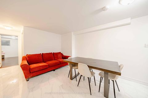 Photo 38 at 19 Kidd Terrace, York University Heights, Toronto