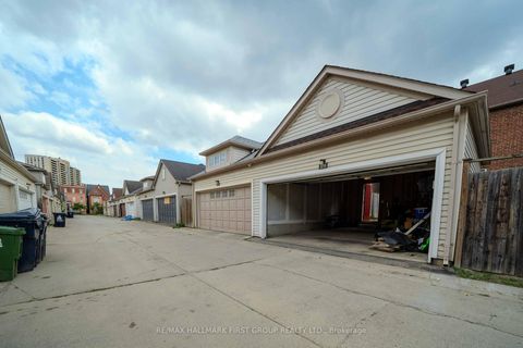 Photo 48 at 19 Kidd Terrace, York University Heights, Toronto