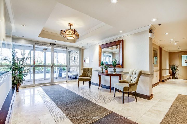 Photo 2 at 401 - 212 Kerr Street, CO Central, Oakville