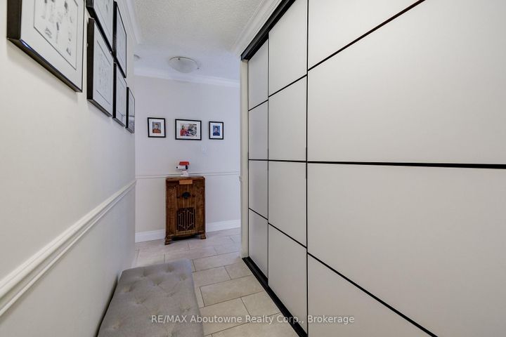 Photo 6 at 401 - 212 Kerr Street, CO Central, Oakville