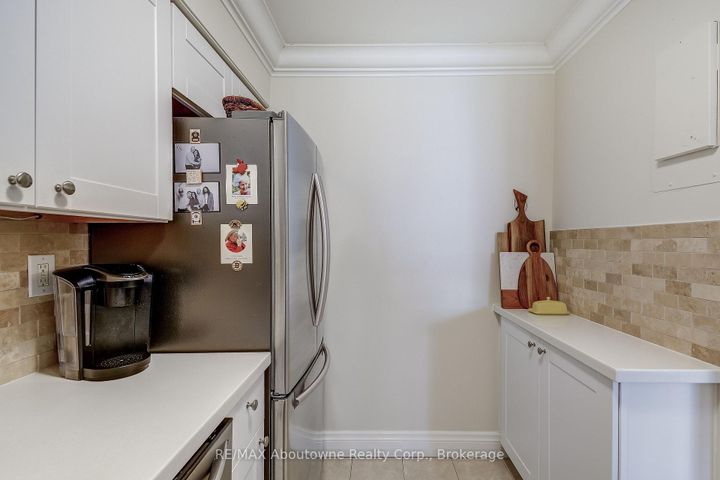 Photo 16 at 401 - 212 Kerr Street, CO Central, Oakville