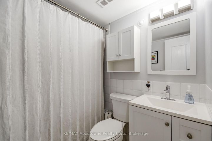 Photo 18 at 401 - 212 Kerr Street, CO Central, Oakville