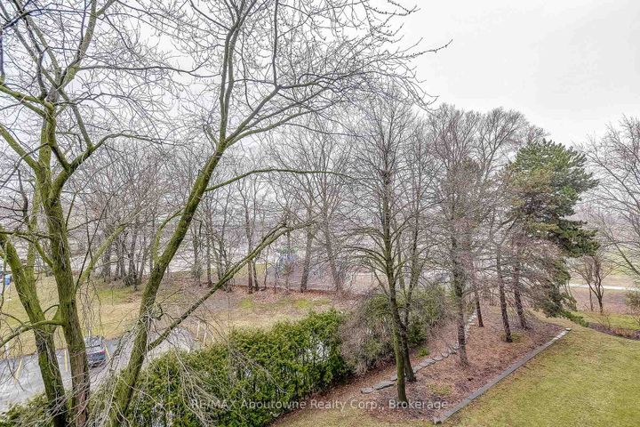 Photo 27 at 401 - 212 Kerr Street, CO Central, Oakville