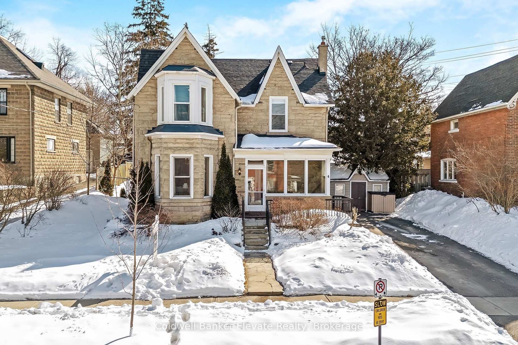 6 Queen Street, Georgetown, Halton Hills 2