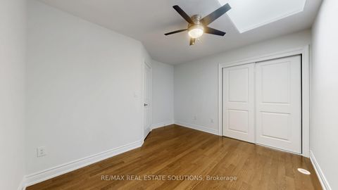 Photo 19 at 5 - 30 Hargrave Lane, York Mills, Toronto