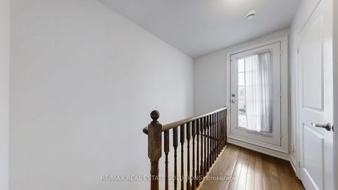 Photo 21 at 5 - 30 Hargrave Lane, York Mills, Toronto