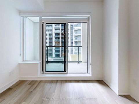 Photo 5 at 701 - 8 Cedarland Drive, Unionville, Markham