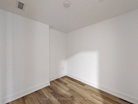 Photo 13 at 701 - 8 Cedarland Drive, Unionville, Markham