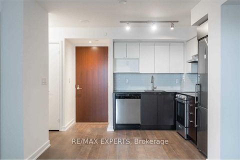 Photo 4 at 317 - 120 Varna Drive, Lawrence, Toronto