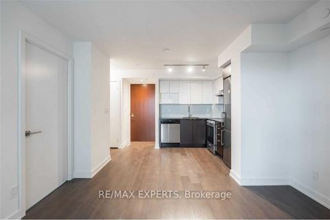 Photo 7 at 317 - 120 Varna Drive, Lawrence, Toronto