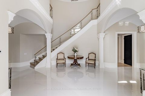 Photo 4 at 31 Thornbank Road, Uplands, Vaughan