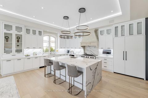 Photo 17 at 31 Thornbank Road, Uplands, Vaughan