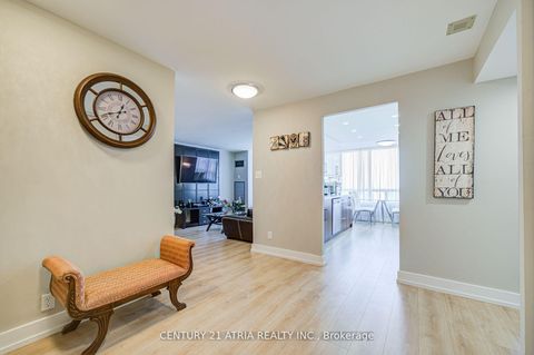Photo 12 at 909 - 120 Promenade Circle, Brownridge, Vaughan