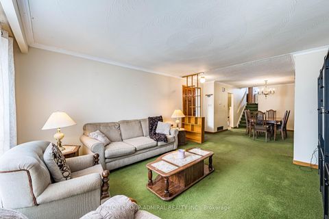 Photo 4 at 92 Redgrave Drive, Richview, Toronto