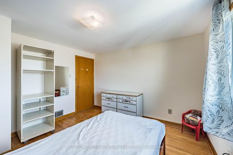 Photo 17 at 92 Redgrave Drive, Richview, Toronto