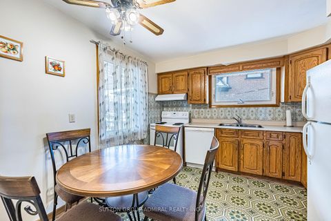 Photo 20 at 92 Redgrave Drive, Richview, Toronto