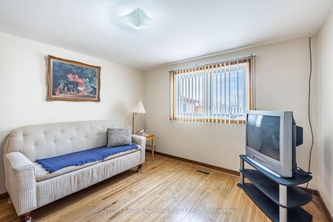 Photo 31 at 92 Redgrave Drive, Richview, Toronto