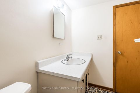 Photo 34 at 92 Redgrave Drive, Richview, Toronto