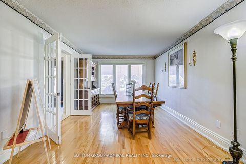 Photo 4 at 193 Wigwoss Drive, East Woodbridge, Vaughan