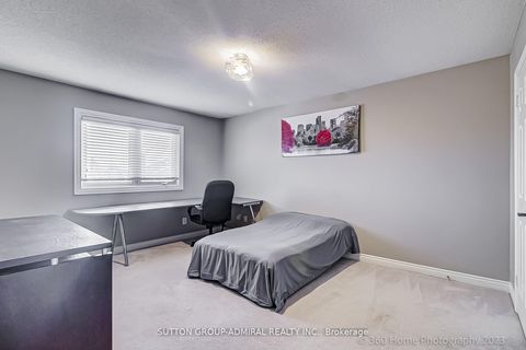 Photo 18 at 193 Wigwoss Drive, East Woodbridge, Vaughan