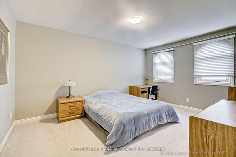Photo 19 at 193 Wigwoss Drive, East Woodbridge, Vaughan
