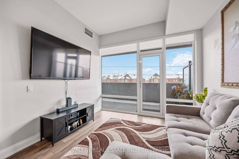 Photo 6 at 325 - 4800 Highway 7, East Woodbridge, Vaughan