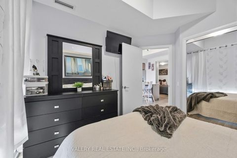 Photo 24 at 325 - 4800 Highway 7, East Woodbridge, Vaughan