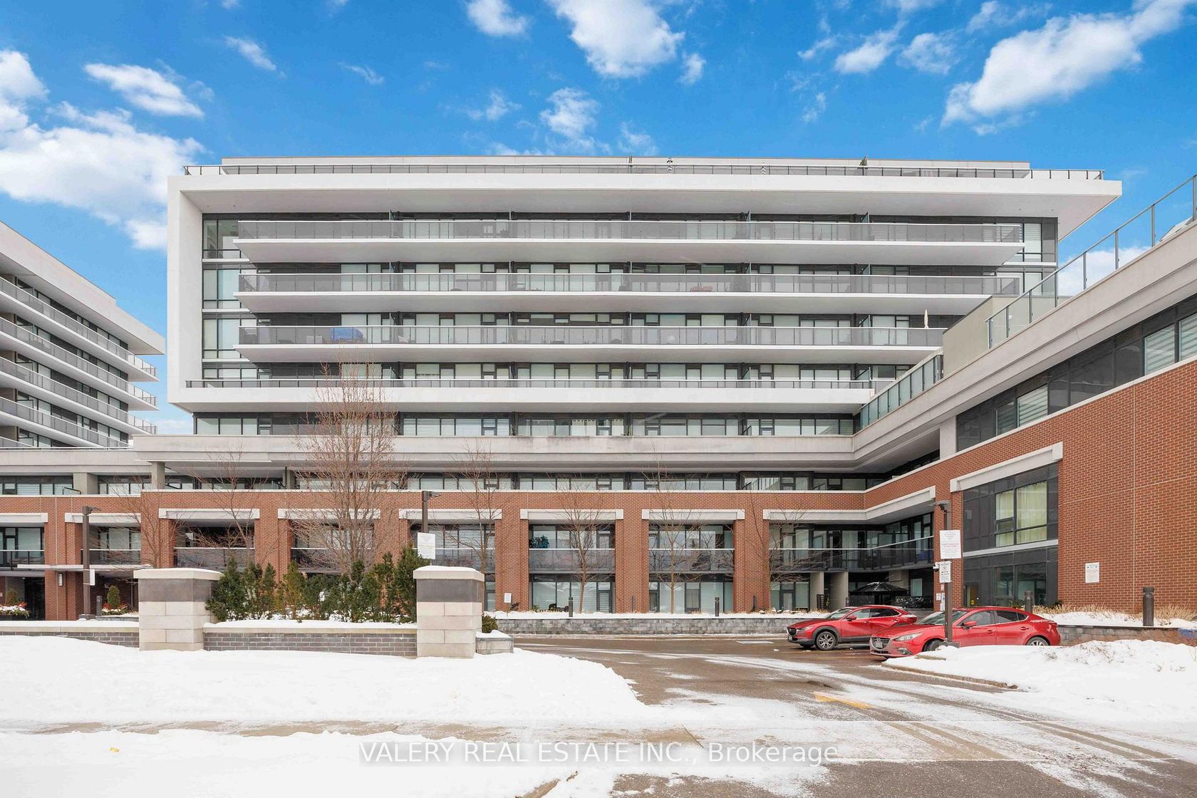 325 - 4800 Highway 7, East Woodbridge, Vaughan photo 8