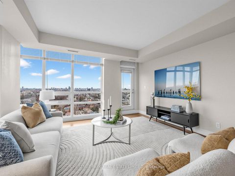 Photo 5 at PH1703 - 900 Mount Pleasant Road, Mount Pleasant West, Toronto