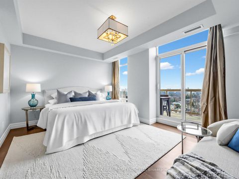 Photo 11 at PH1703 - 900 Mount Pleasant Road, Mount Pleasant West, Toronto