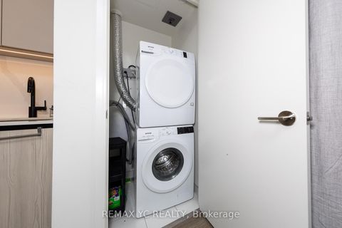 Photo 16 at 804 - 425 Front Street E, Waterfront Communities C8, Toronto