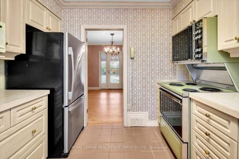 Photo 11 at 66 Mason Boulevard, Nortown, Toronto