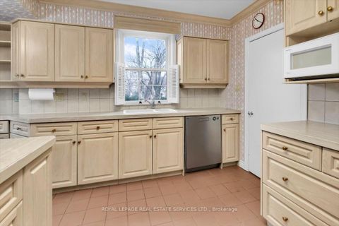 Photo 12 at 66 Mason Boulevard, Nortown, Toronto