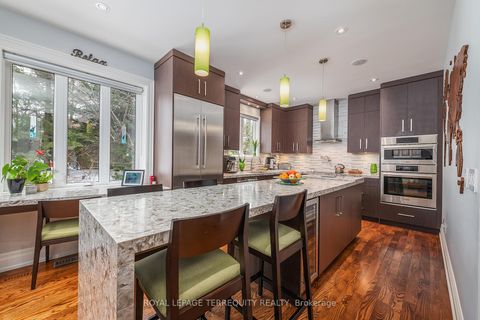 Photo 11 at 19 Bannon Avenue, Kingsway South, Toronto
