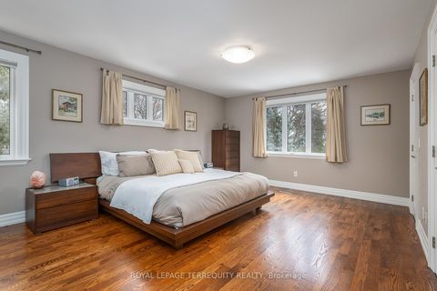 Photo 17 at 19 Bannon Avenue, Kingsway South, Toronto