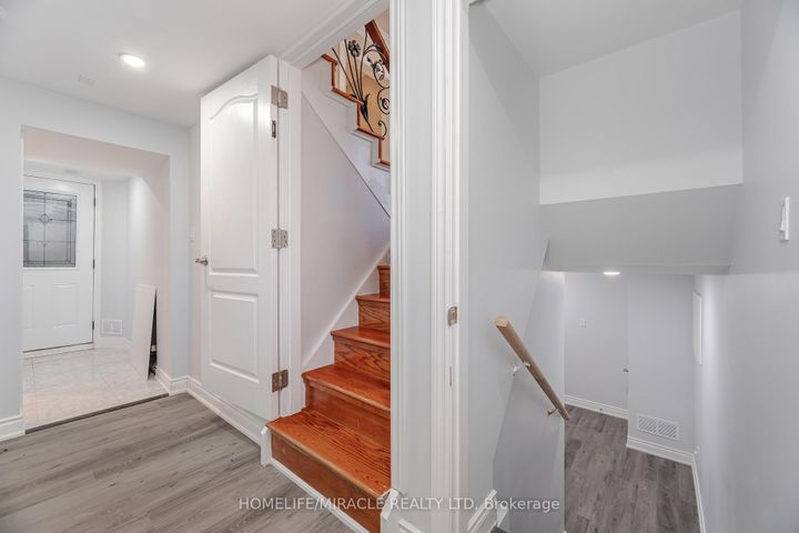 Photo 34 at 308 Third Line, WO West, Oakville