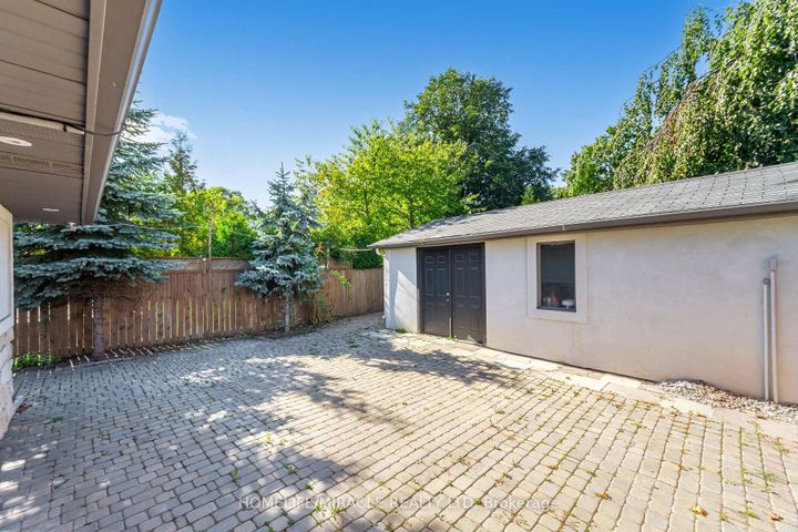 Photo 47 at 308 Third Line, WO West, Oakville