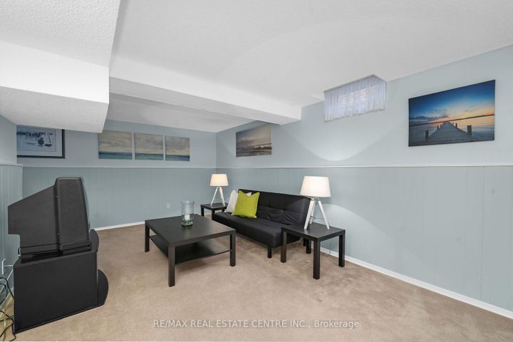 Photo 13 at 466 Vanier Drive, BM Bronte Meadows, Milton