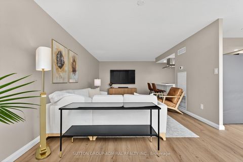 Photo 11 at 308 - 350 Webb Drive, City Centre, Mississauga