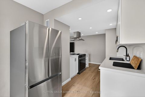 Photo 27 at 308 - 350 Webb Drive, City Centre, Mississauga