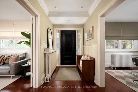 Photo 3 at 22 Claxton Boulevard, Cedarvale, Toronto