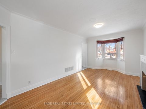 Photo 7 at 521 Glen Park Avenue, Glen Park, Toronto